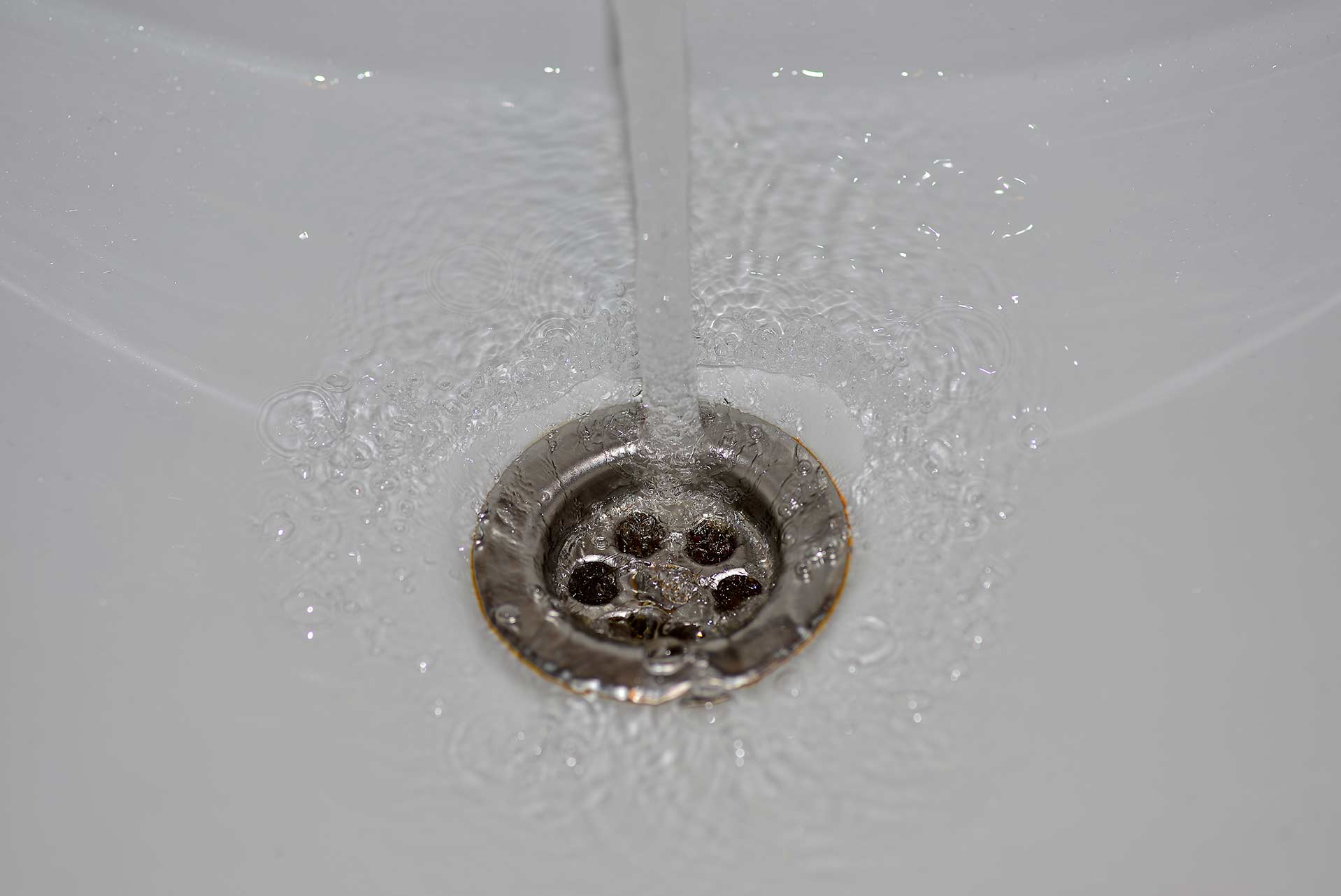 A2B Drains provides services to unblock blocked sinks and drains for properties in Newham.